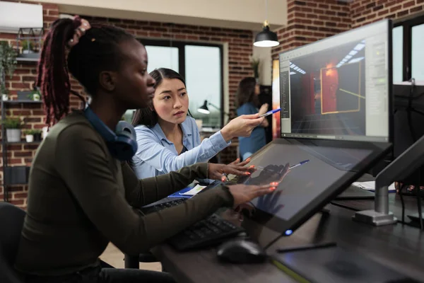 Dijital etkileşimli eğlence sektörü çalışanları CGI ile çalışıyor..