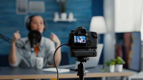 Close Shoot Professional Camera Recording Vlogger Talking Audience Famous Social — Stock Photo, Image