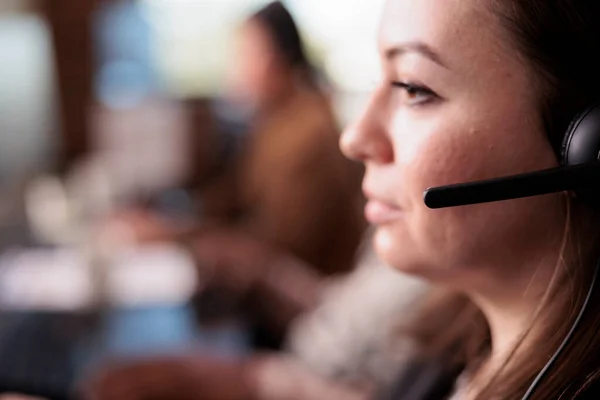 Call Center Assistant Helping People Telemarketing Network Working Customer Care — Foto Stock