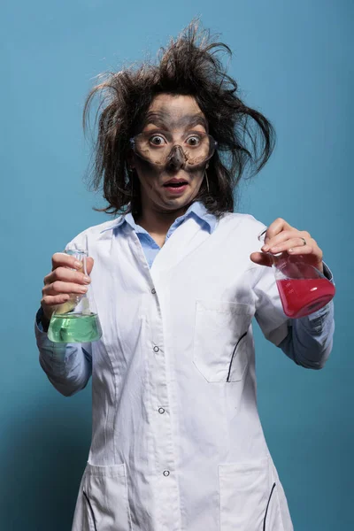 Surprised Crazy Chemistry Specialist Holding Glass Beakers Filled Dangerous Liquid — Stockfoto