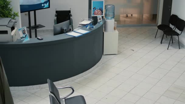 Empty Hospital Reception Desk Lobby Waiting Area Medical Appointment Healthcare — Stock videók