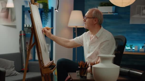 Retired Adult Looking Vase Inspiration Draw Artwork Sketch White Canvas — Video