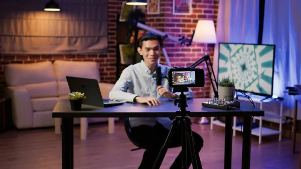 Asian Vlogger Recording Online Video Podcast Show Filming Episode Camera — Stock fotografie