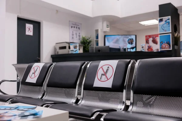 Empty Waiting Room Chairs Hospital Reception People Waiting Attend Checkup — Fotografia de Stock