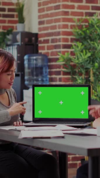 Vertical Video Asian Women Analyzing Green Screen Computer Office Working — Vídeos de Stock