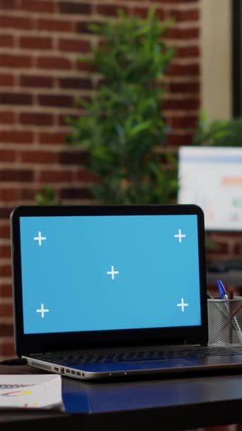 Vertical Video Pensive Employee Brainstorming Ideas Using Greenscreen Laptop Working — Wideo stockowe