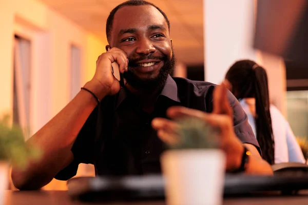 Office Worker Having Conversation Smartphone Call Line Talking Business Report — Stockfoto