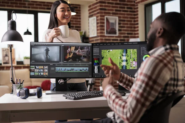 Kurgu yazılımı üzerine film yapan yaratıcı çift, multimedya post prodüksiyon uygulamasında profesyonel video içeriği yaratıyor. Renk derecelendirme efektleri ile film montajı ve görüntüleri üzerinde çalışıyoruz.