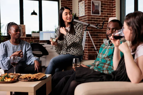 Diverse Group Close Friends Relaxing Together Home While Hosting Wine — Φωτογραφία Αρχείου