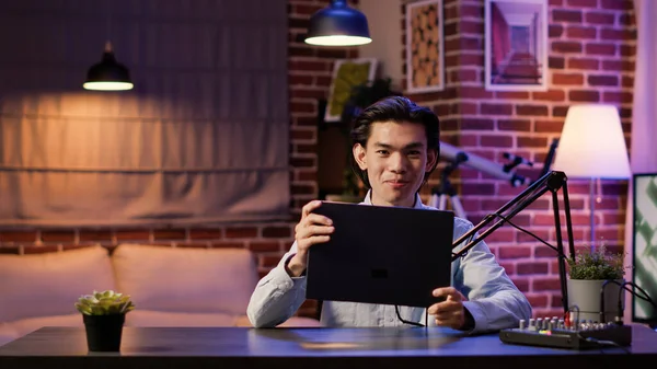 Asian Man Talking Laptop Product Technology Doing Review Wireless Computer — Stock fotografie