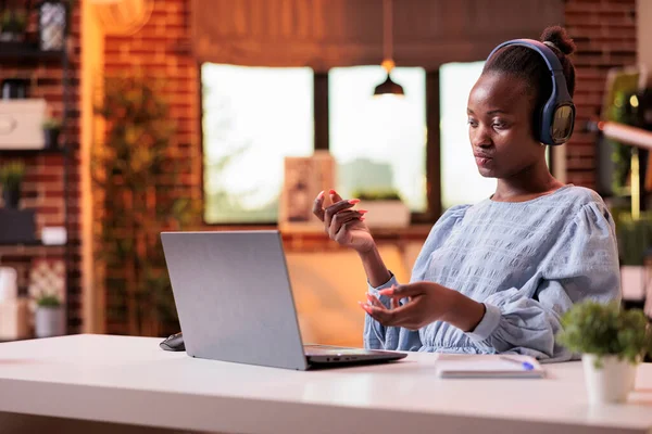 African American Female Freelancer Talking Client Online Videocall Modern Home — Fotografia de Stock