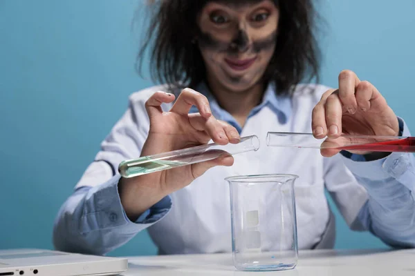 Close Mad Foolish Scientist Testing Experimental Serum Adding Unknown Substance —  Fotos de Stock