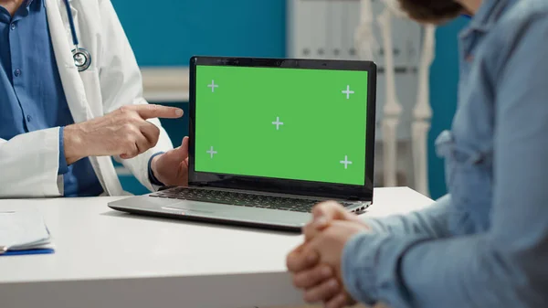 Health Physician Sick Patient Looking Greenscreen Laptop Computer Medical Cabinet — Stockfoto