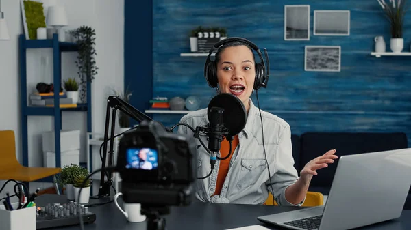 Cheerful Popular Internet Podcast Show Host Ending Live Stream While — Foto de Stock