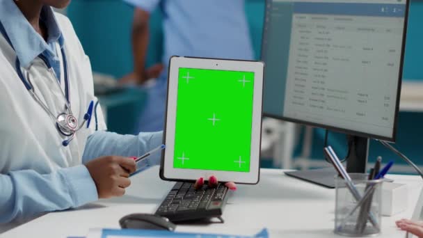 Female Doctor Holding Tablet Greenscreen Checkup Paralyzed Patient Using Blank — Stock video