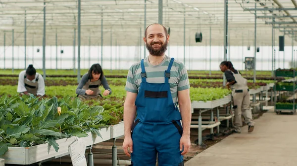 Portrait Caucasian Farmer Organic Food Farm Posing Confident While Diverse — Foto de Stock