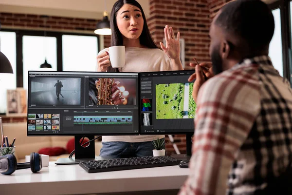 Creative Couple Editors Working Editing Software Creating Professional Movie Footage — Stok fotoğraf