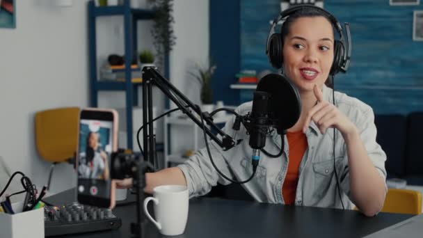 Famous Influencer Streaming Remote Podcast Using Smartphone While Talking Audience — Wideo stockowe