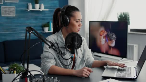 Radio Talk Show Host Answering Audience Questions Laptop While Recording — 비디오