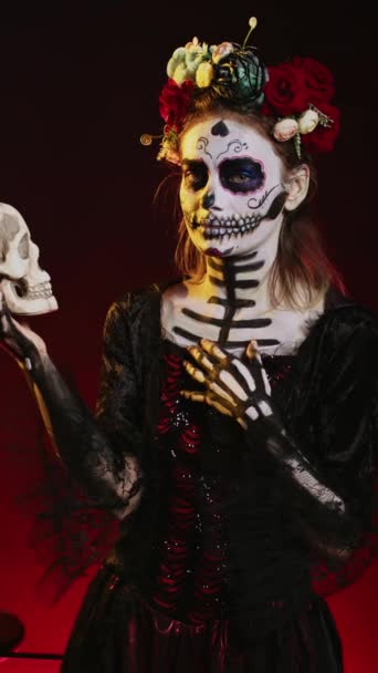 두개골 소름끼치는 멕시코의 할로윈 라디오에서스 문화를 기념하기 위해라 트리나처럼 — 비디오