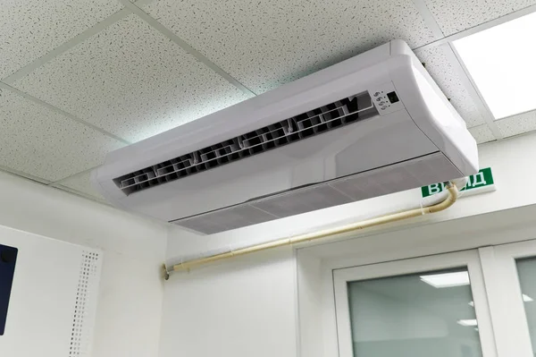 Ceiling Ventilation Air Conditioning Systems Interior Indoor Air Conditioner Unit — Stock Photo, Image