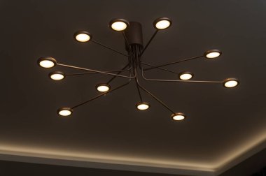 Modern kapalı alan ışığı kaynağı, iç avize elementi.