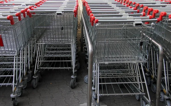 An empty metal shopping carts — Stock Photo, Image