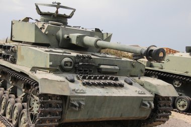 orta ölçekli battle tank panzer