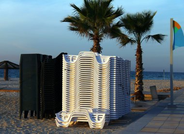 yığılmış beach yataklar