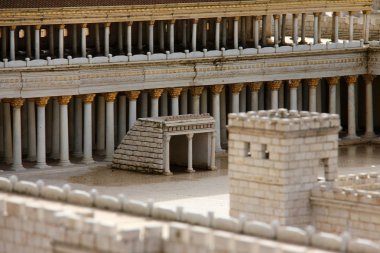 Bazilika ikinci tapınağın içinde. Kadim Kudüs.