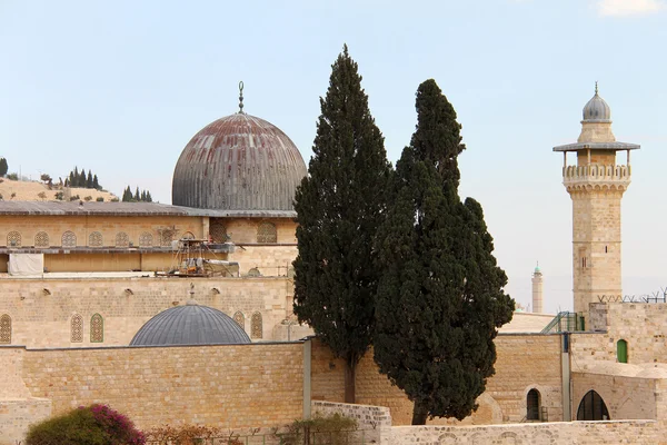 Al Aqsa y minarete — Foto de Stock