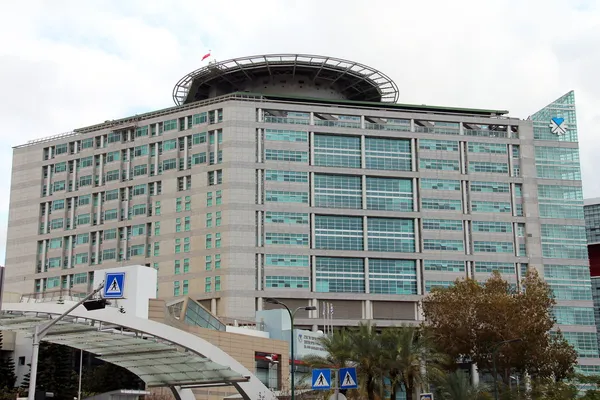 Modern hastane binası