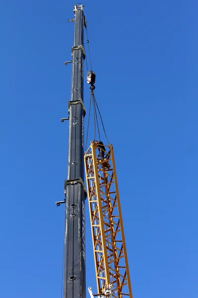 Toren kraan ontmanteling Rechtenvrije Stockafbeeldingen