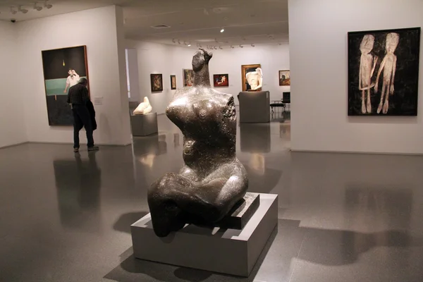 Γυναίκα του henry moore, 1957-1958, χάλκινο — Φωτογραφία Αρχείου