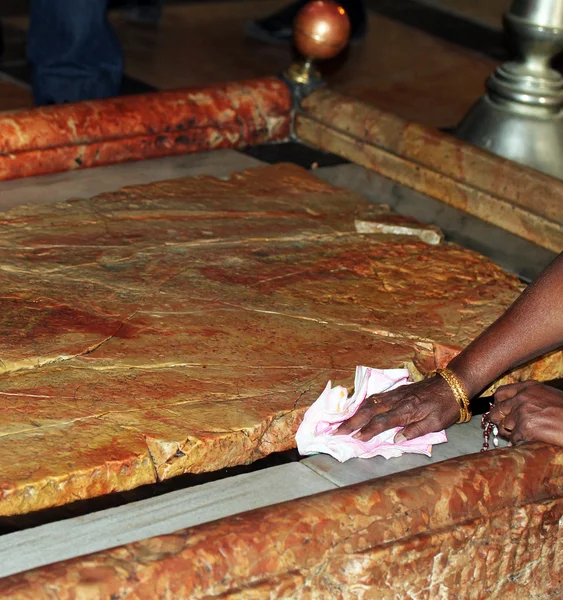 Kutsal türbe kilisede anointing taş, Hacı — Stok fotoğraf