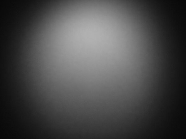 Абстрактный винтажный гранж темно-серый фон с черной рамкой виньетки на границе и центре внимания
