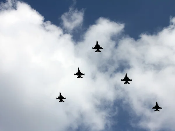 Israeli Air Force airplanes (five jet fighters) at parade in honor of Independence Day — Stock Photo, Image