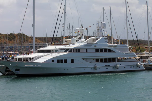 Luxury private yacht moored in the marina. — Stock Photo, Image