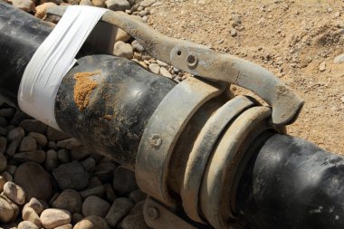 Kauçuk hortum bağlamak