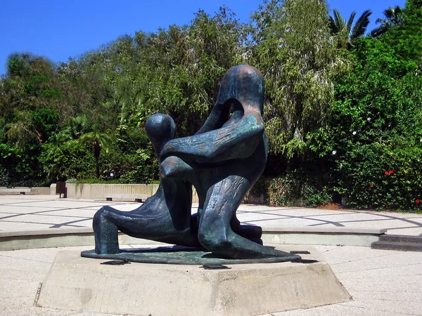 Monument in honor of Israeli athletes killed at the summer Olympic Games in Munich in 1972 — Stock Photo, Image