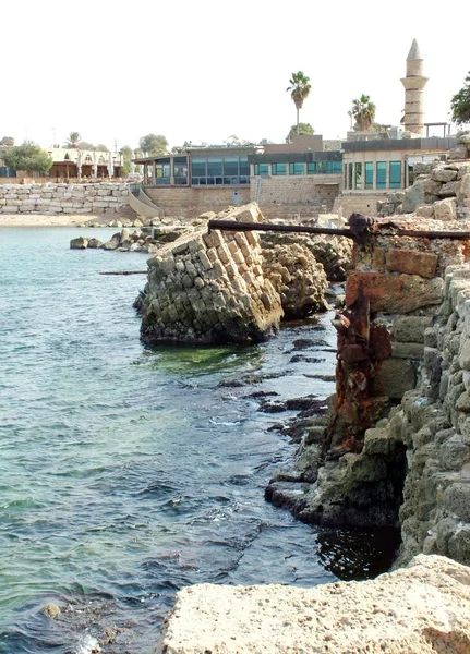 Стародавній порт caesarea — стокове фото