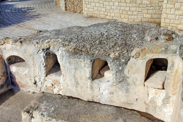 Burial caves from the First Temple on Mount Scopus. Jerusalem — Stock Photo, Image