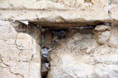 Tanrı Batı Duvarı'nın posta kutusu