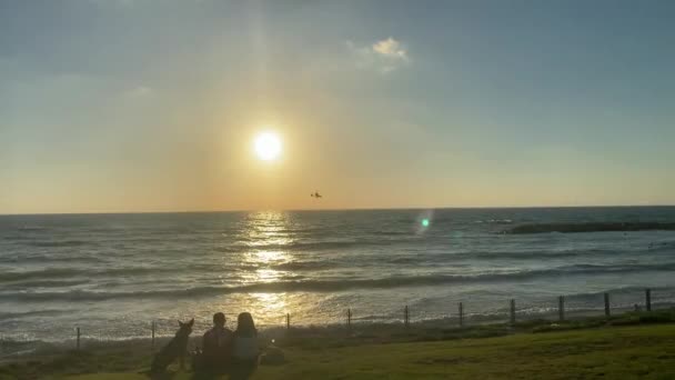 Pôr Sol Bonito Sobre Mar Mediterrâneo — Vídeo de Stock