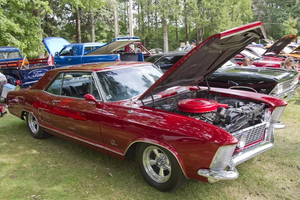 1963 Buick Рив'єрою — стокове фото