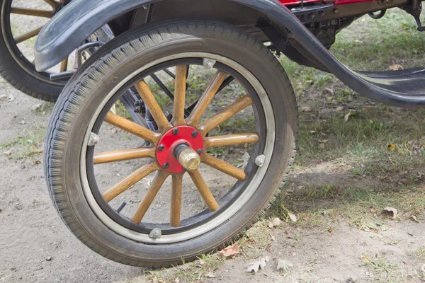 1926 ford model t tahta tekerlek — Stok fotoğraf