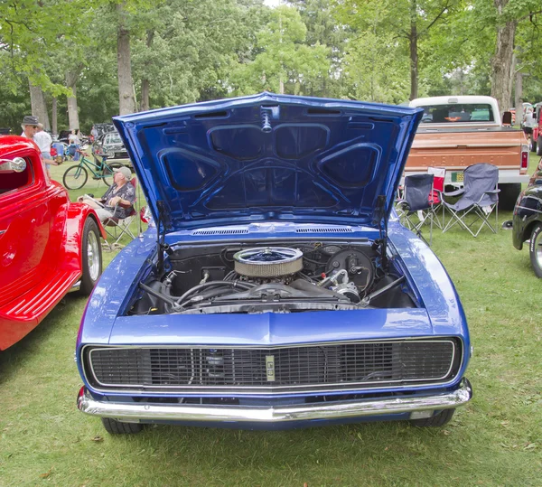 1967 Chevy Camaro vista frontal — Foto de Stock