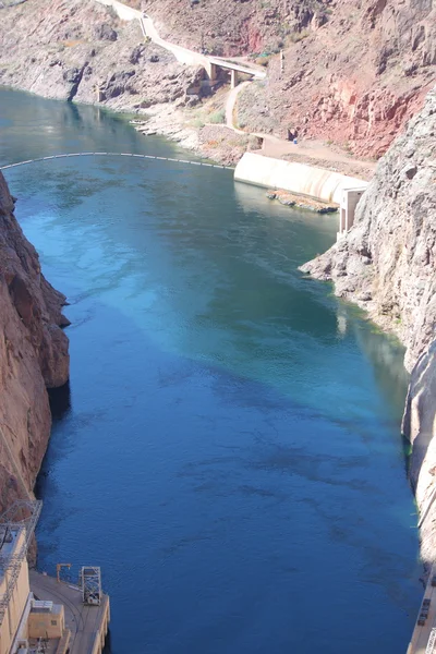 River and Water below Hoover Dam — Stock Photo, Image