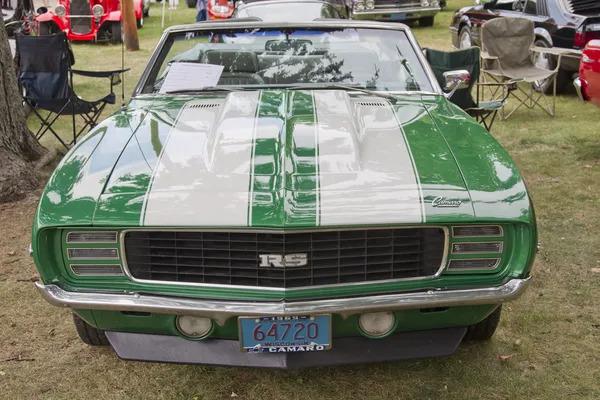 1969 Chevy Camaro RS frente — Fotografia de Stock