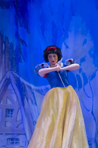 Pretty Snow White — Stock Photo, Image